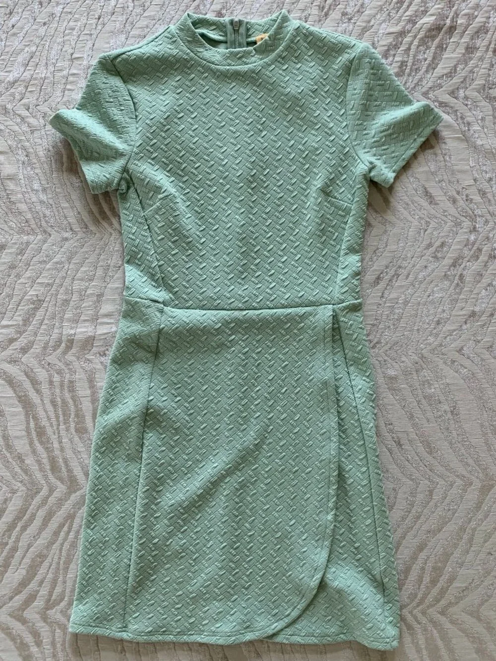 Sage Green 1950's Style Embossed Tulip Style Faux Wrap Dress Size: XS - Picture 1 of 10